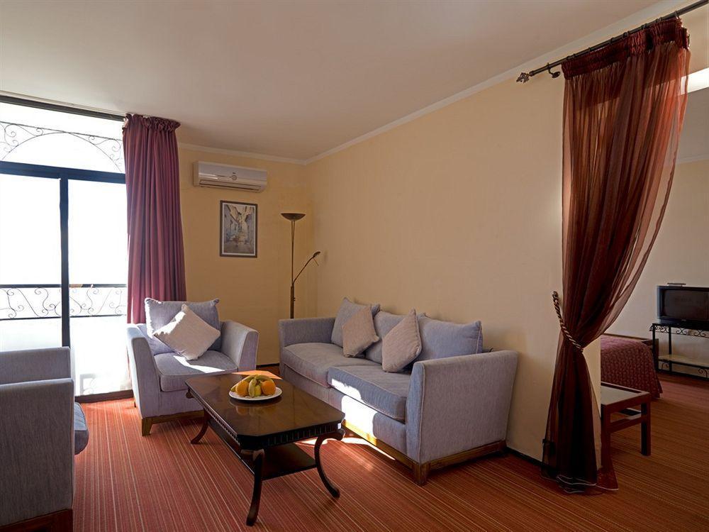 צ'פצ'אוונה Hotel Asmaa מראה חיצוני תמונה